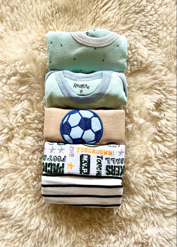 PACK 5 BODIES CON DISEROS Y COLORES VARIOS PARA NIÑO MANGA LARGA - Tesoritos Baby